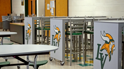 New cafeteria seating elevates lunchtime